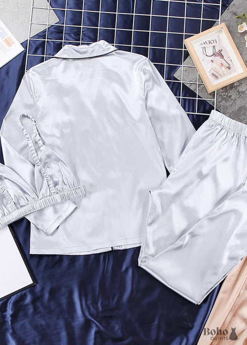 Pijama bohemio, conjunto de pijama de satén Clementine en plata, rosa y champán.